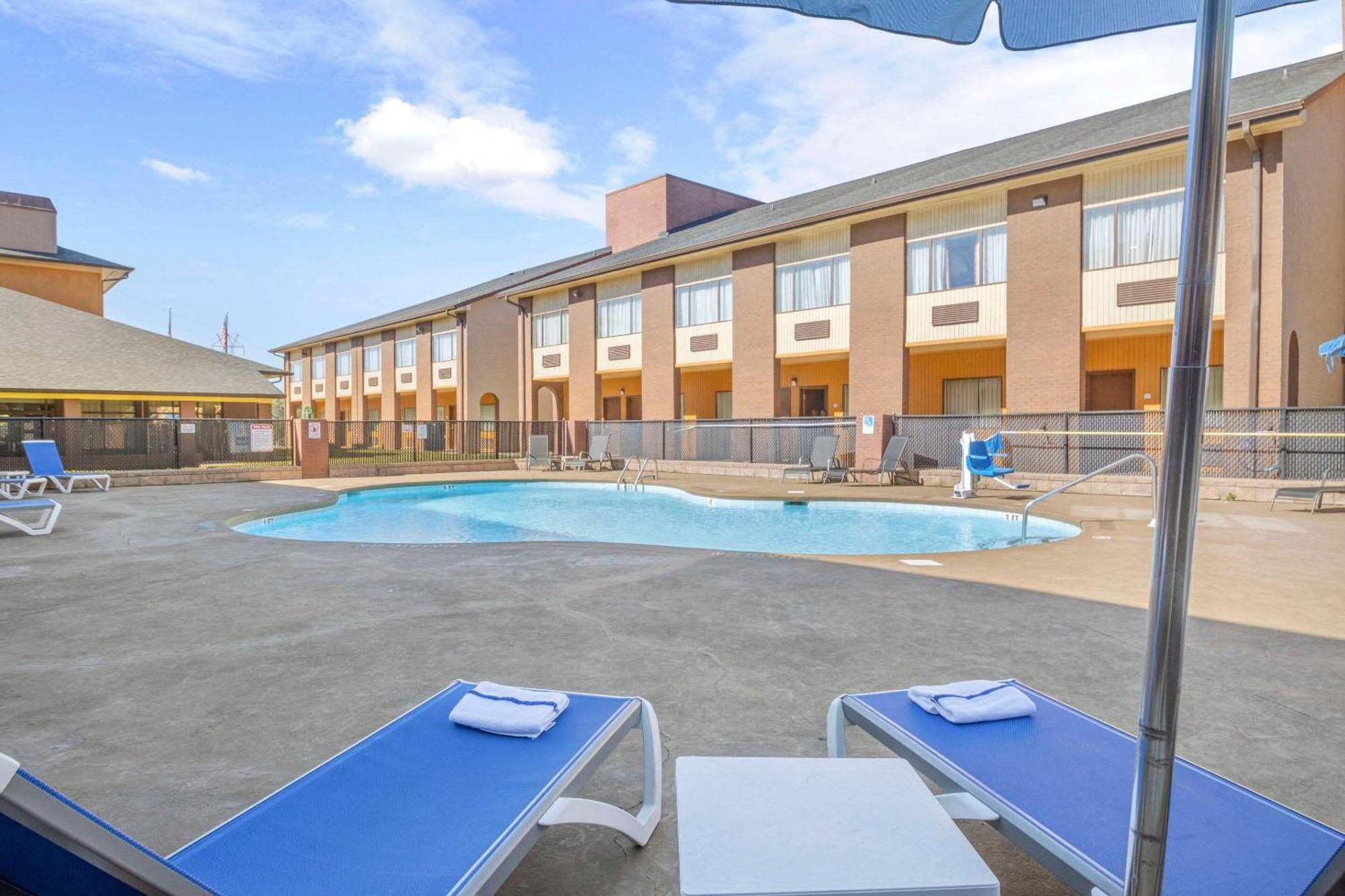 Quality Suites Hickory South Εξωτερικό φωτογραφία