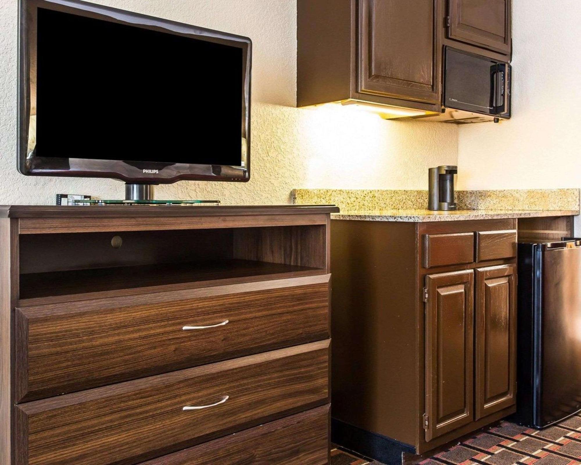 Quality Suites Hickory South Εξωτερικό φωτογραφία