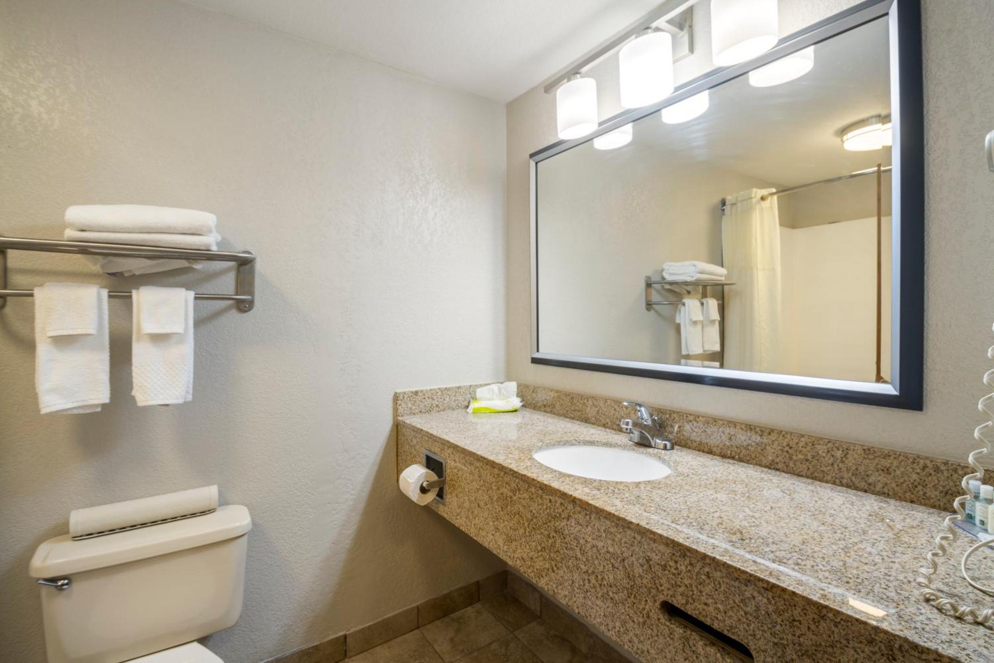 Quality Suites Hickory South Εξωτερικό φωτογραφία