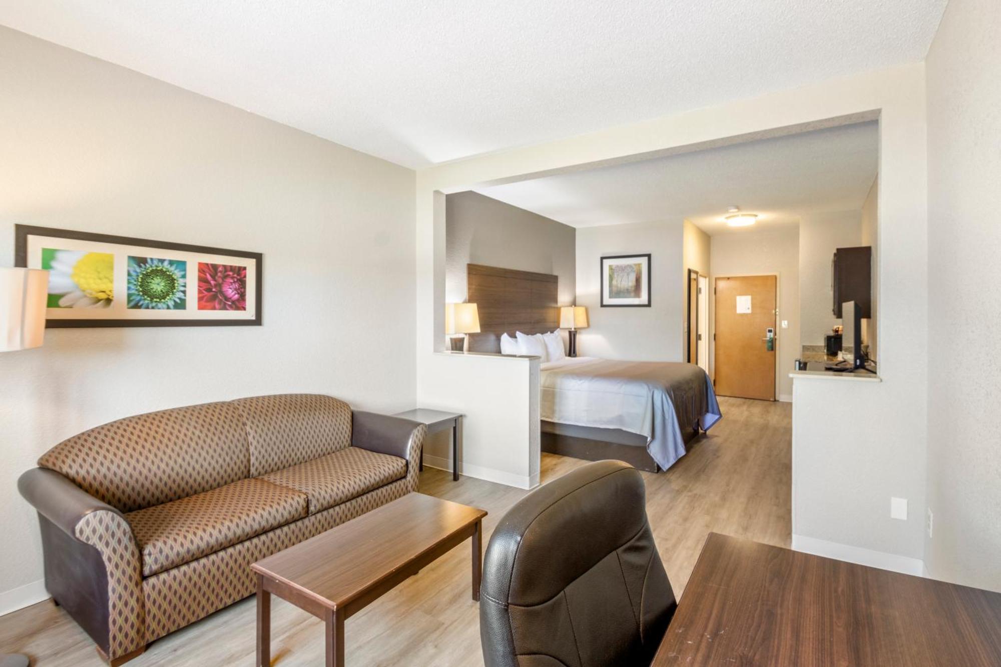 Quality Suites Hickory South Εξωτερικό φωτογραφία